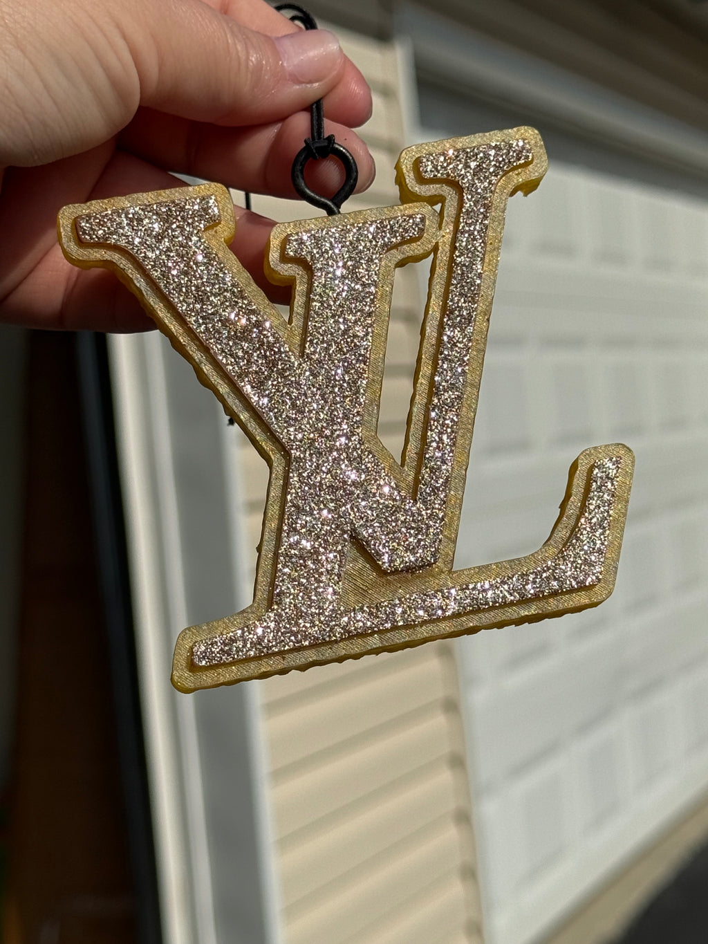 Large LV Logo w/ Refill